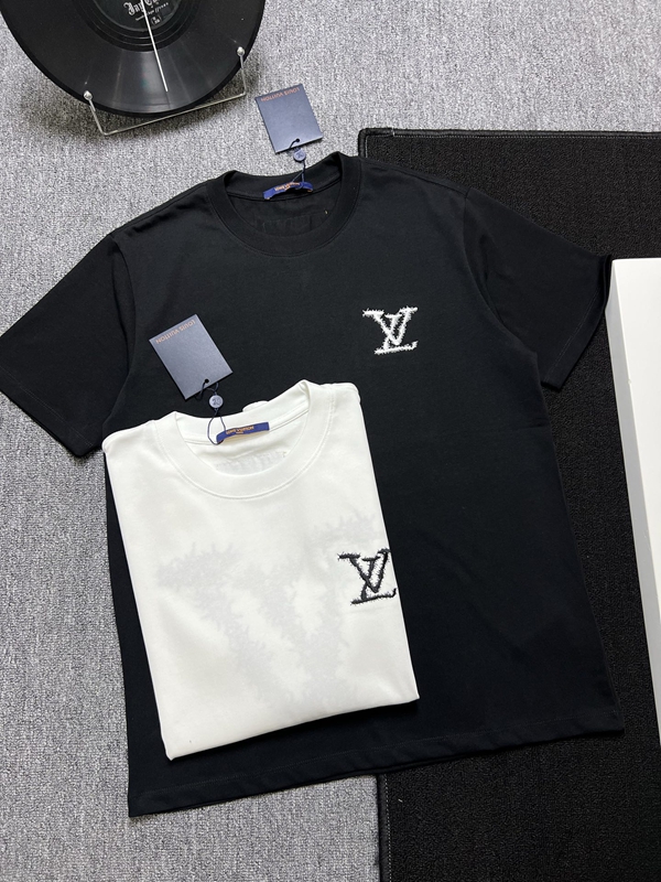 ブランドTシャツ正面デザイン